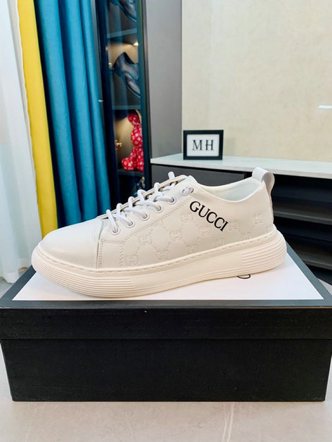 men gucci shoes-228